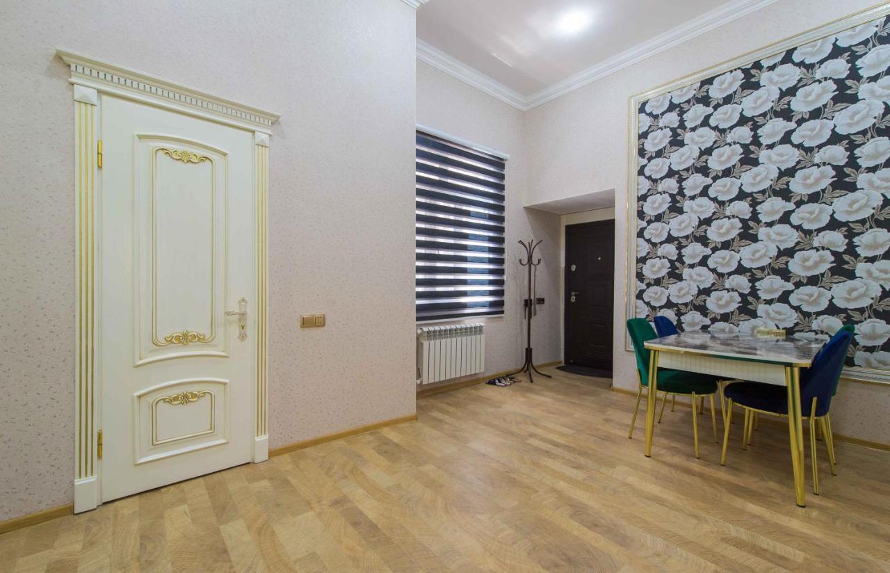 Stay Inn Lovely City Center Apartment Баку Екстер'єр фото